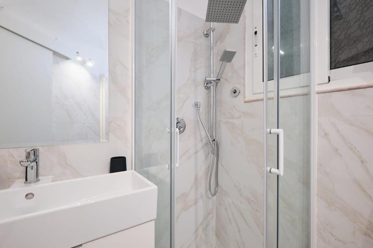 Casa Chicca Monti - Idromassaggio 900 M Colosseo Apartment *