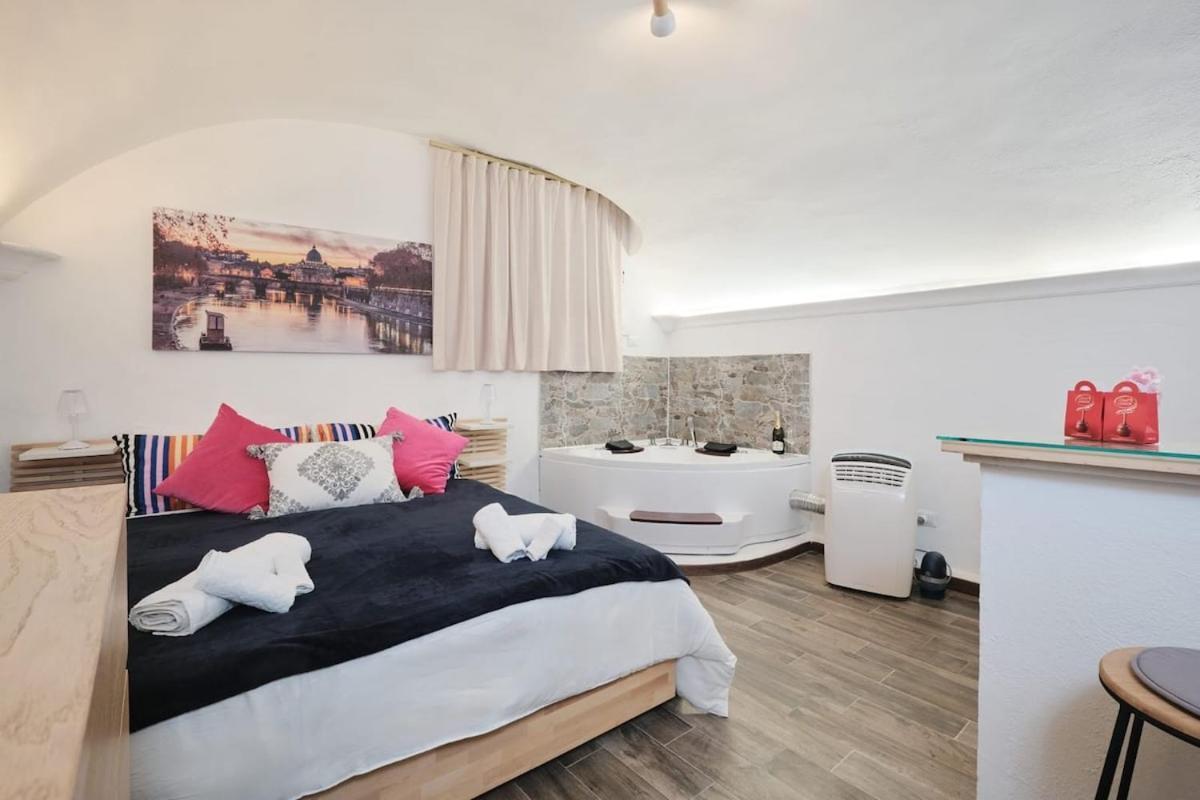 Casa Chicca Monti - Idromassaggio 900 M Colosseo Apartment Rom